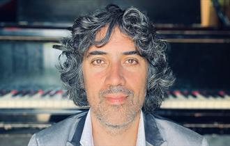 Andrés Vial