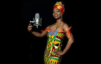 Anna Mudeka presents MAMA AFRIKA