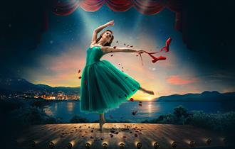 woman dancing