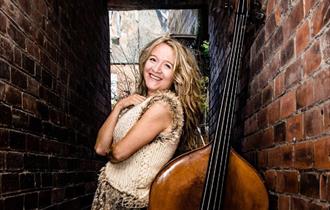 The Nicola Farnon Trio