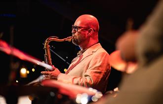 Swinging Around The Christmas Tree with The Ben Martin Quartet
