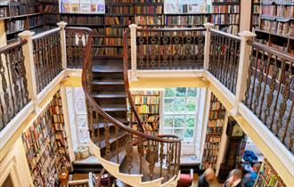Photo of Bromley House Library interior