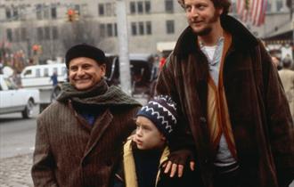 Christmas at Broadway - Home Alone 2: Lost in New York
