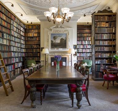 Bromley House Library