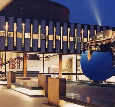 Nottingham Playhouse Sky mirror