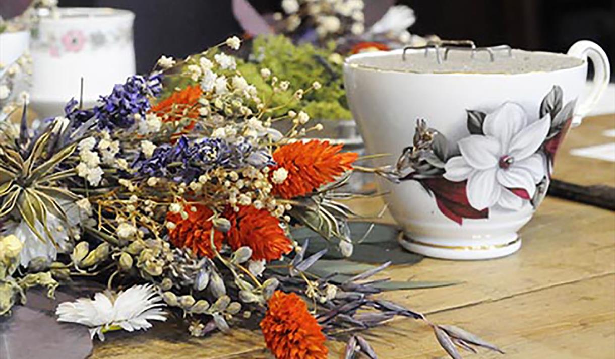 Christmas Teacup Floristry Crafternoon