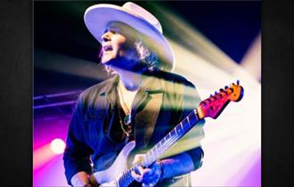 Philip Sayce Featuring Special Guest Troy Redfern