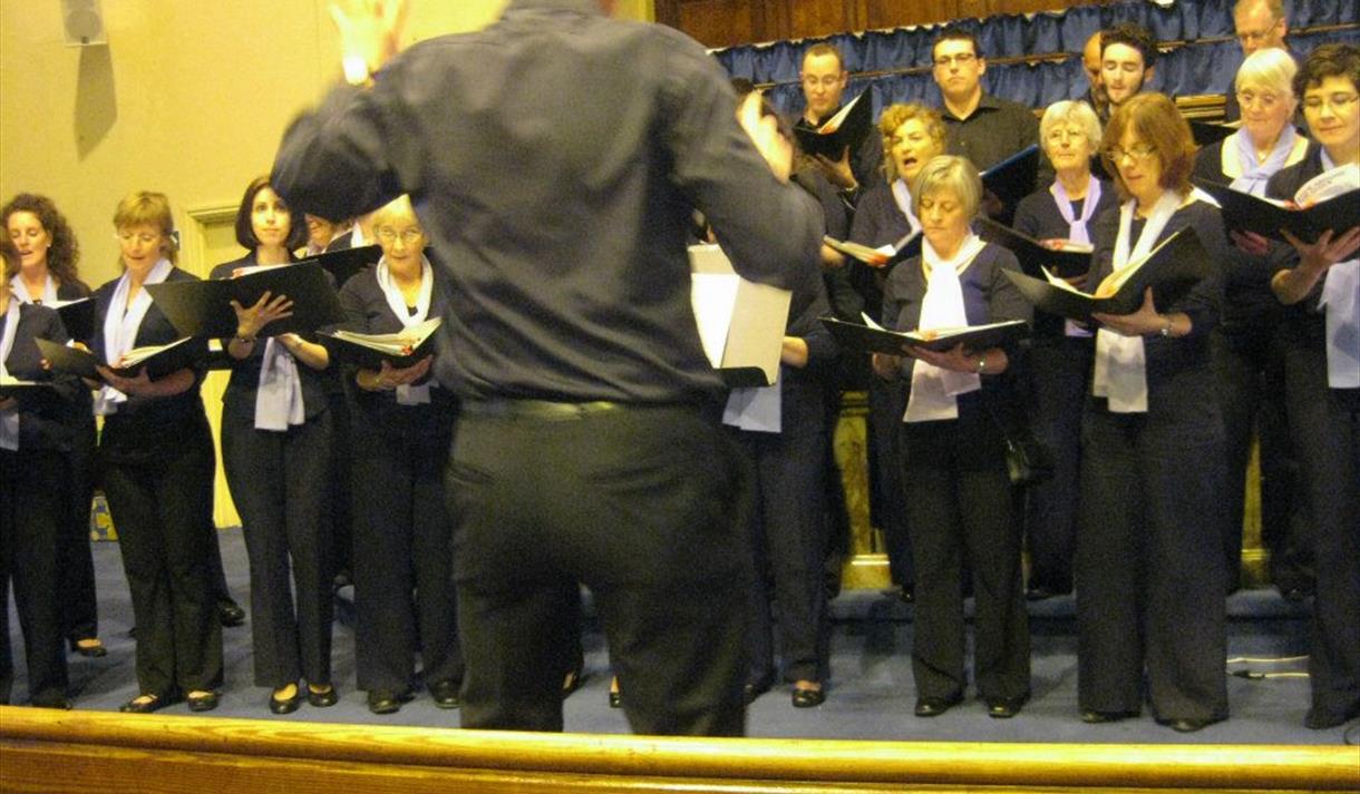 Come and Sing the Dream of Gilbert and Sullivan with the In Accord Chamber Choir