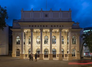 Theatre Royal Royal Concert Hall Visit Nottinghamshire theatre-royal-royal-concert-hall-visit-nottinghamshire