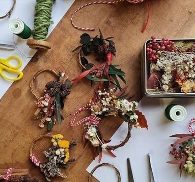 Craft of the Month: Mini Wreath Making Crafternoon