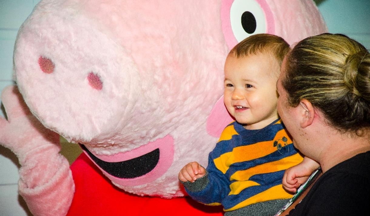 Peppa Pig and George Open Winter Wonderland at Twinlakes