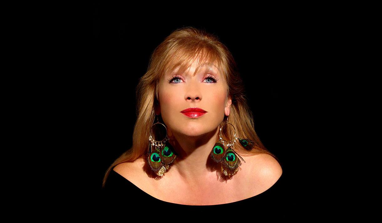 MOTHER'S DAY: Tina May & Andrew Wood Trio