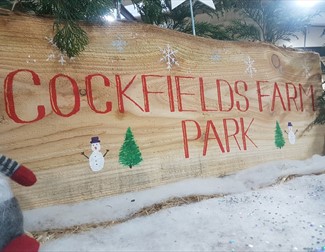 Cockfields Farm Christmas sign