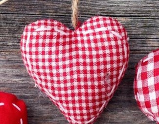Takeaway Tuesday "Take heART" - Half Term family crafts at Saddleworth Museum and Gallery