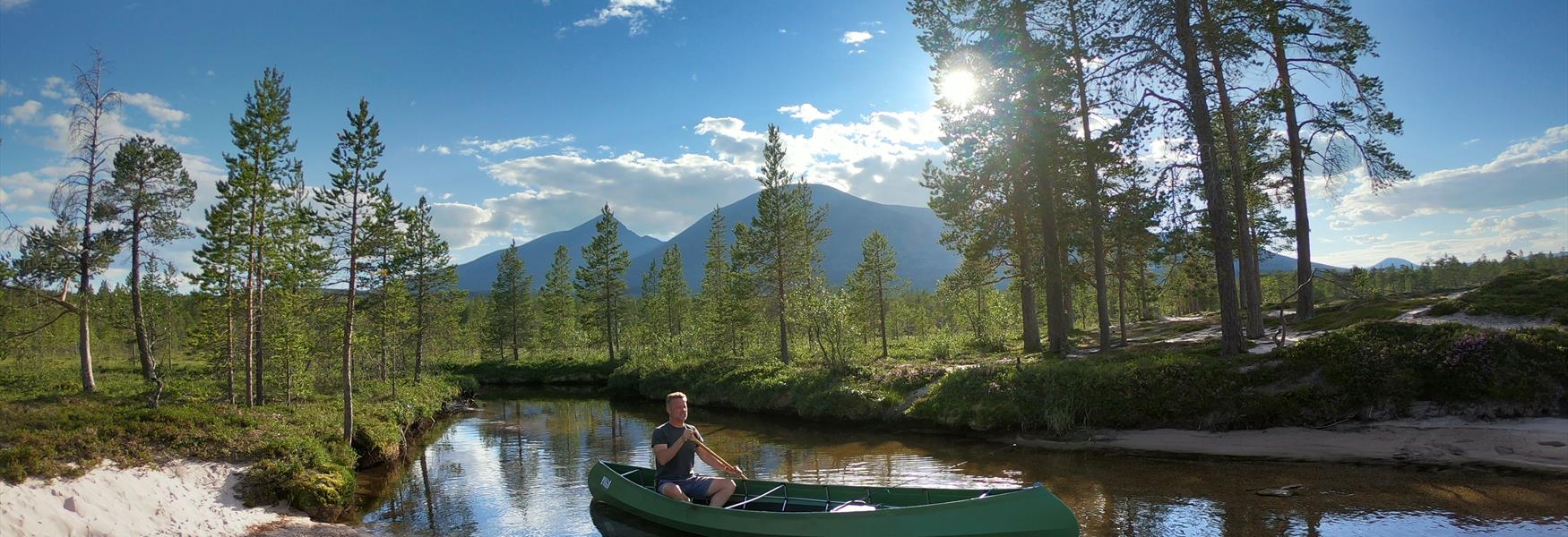 Kanopadling i vakre Rendalen