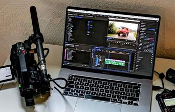 Videokamera, redigeringssuite, lydopptaker