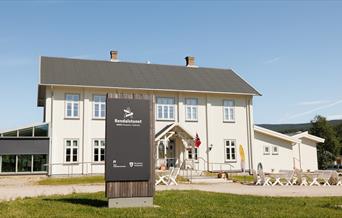 Rendalstunet kafé, museum og landhandleri