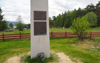 Minnestein krigsseilerne i Rendalen