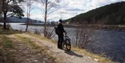 Langs kveldsrunden i Åkrestrømmen, foto Ine Gulbæk