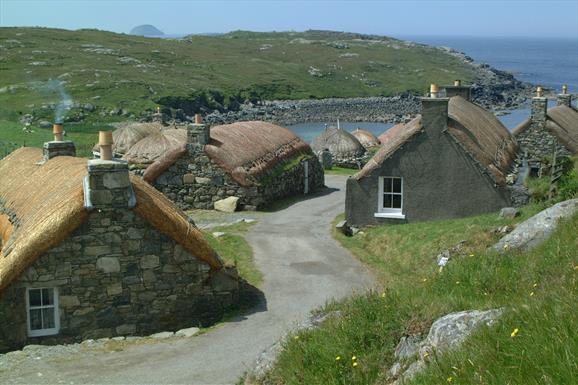 Gearrannan Black House Village