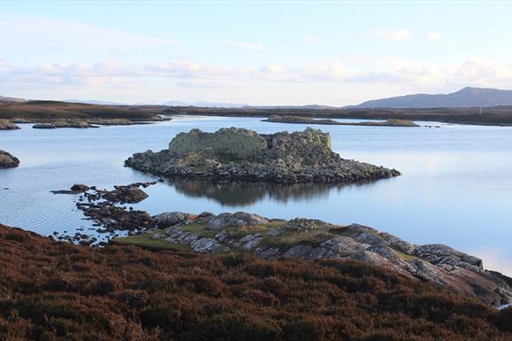 Dun Torcuill from the lochside