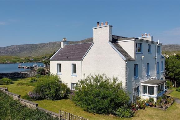 Two Harbours Guest House
