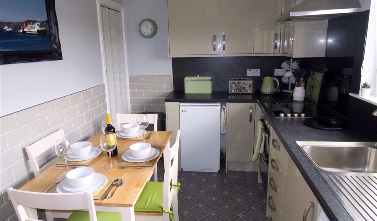 Sealladh A' Chaolais kitchen