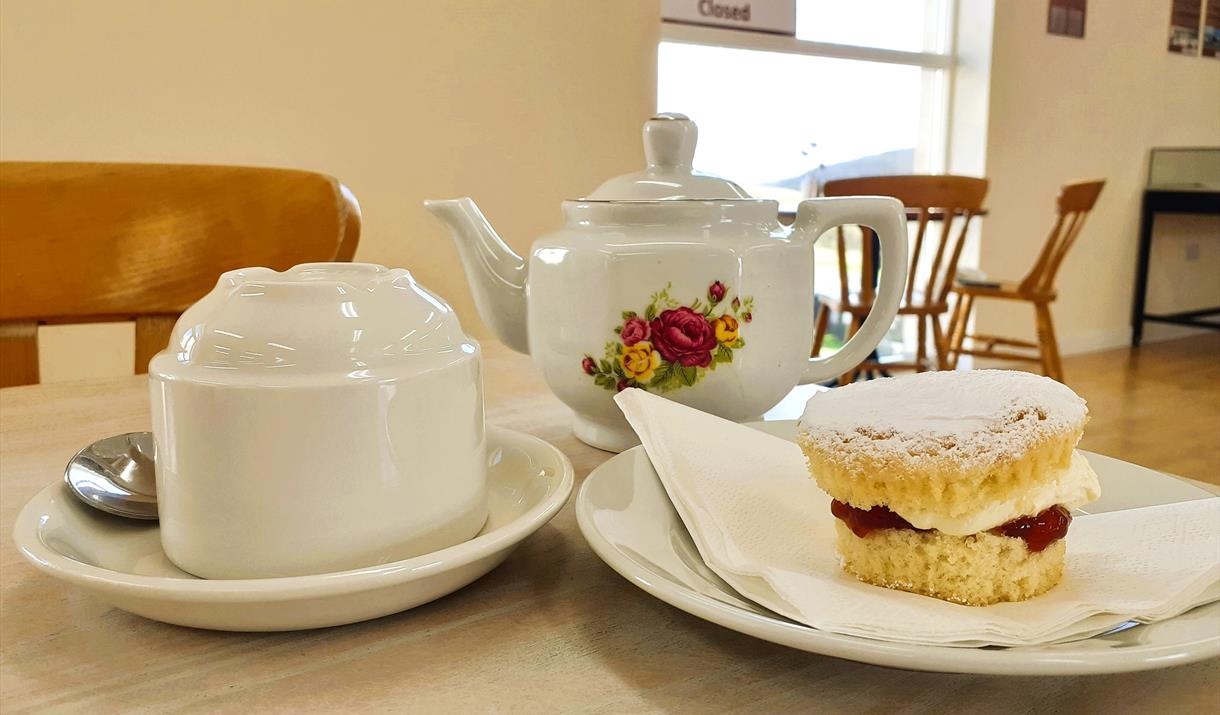 tea & cake