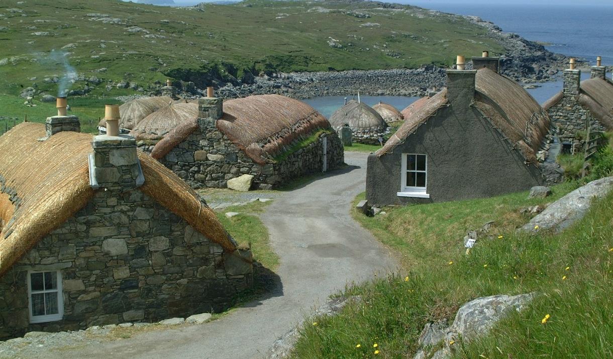 Eat Drink Hebrides - Gearrannan Black House Village