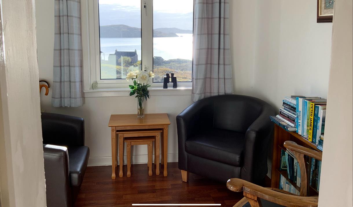 Harris Holiday Home tub chairs