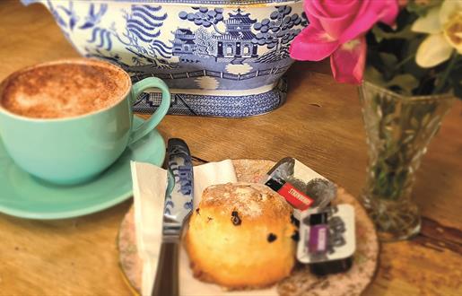 Eat Drink Hebrides - Comunn Eachdraidh Nis