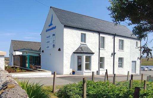 Grinneabhat Hostel, Bragar