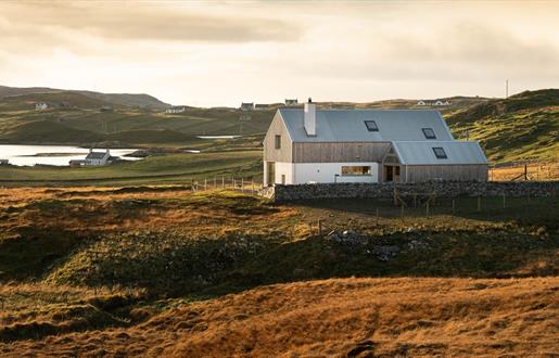 Hebrides House overlooking Uig Sands