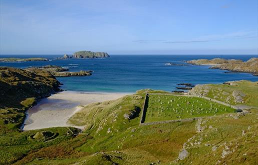 Bosta beach, Iron Age House and graveyard.