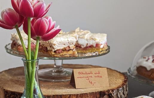 Eat Drink Hebrides - The Oystercatcher Bakery tulips