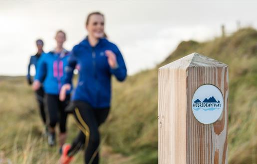 Benbecula: running along Liniclate machair on Hebridean Way