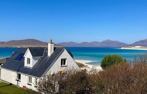 Tarasaigh House and Seilebost Beach