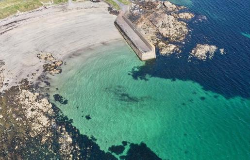 Bayble beach and pier