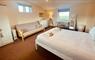 Borvemor Cottages bedroom