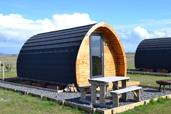 Baleshare Bothies bothy