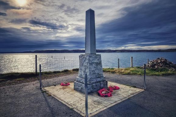 Iolaire monument