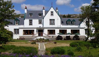 Harris Hotel and garden