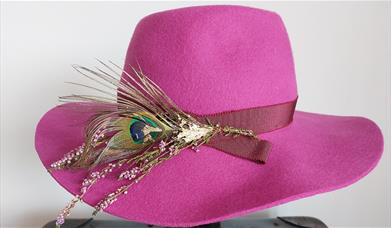 Hebridean Atelier - Pink Hat
