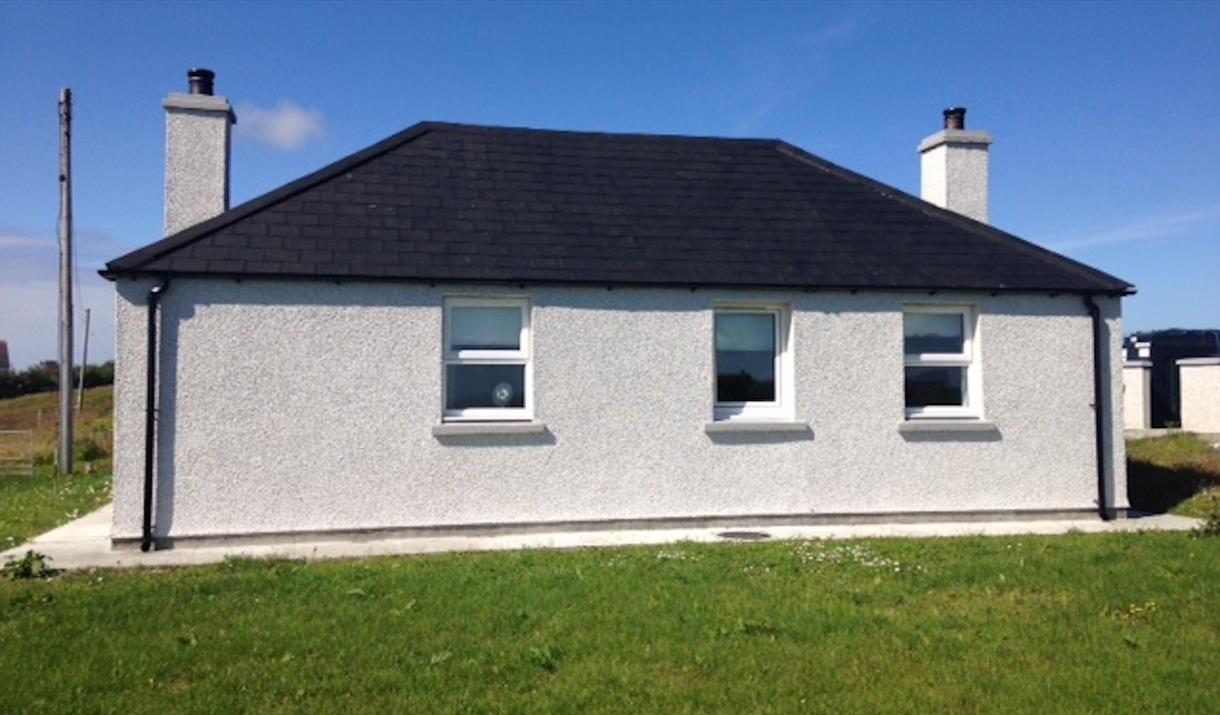 Heisgeir View Holiday Cottage, North Uist, Outer Hebrides Heisgeir View Holiday Cottage, North Uist, Outer Hebrides