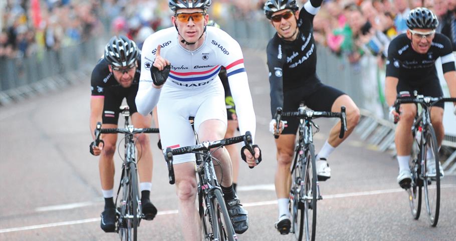 Picture of cyclists at Colne Grand Prix