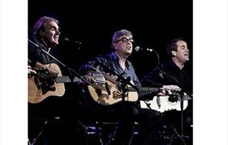 10cc’s Graham Gouldman & Friends  - Colne Muni