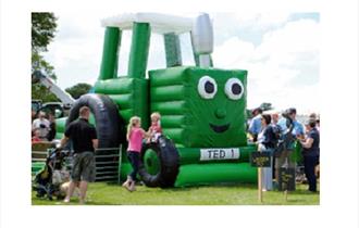 Tractor Ted Open Day. Thornton Hall Farm