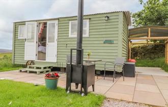 Jouneyman Shepherds Hut