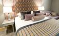Fence Gate Lodge - bed