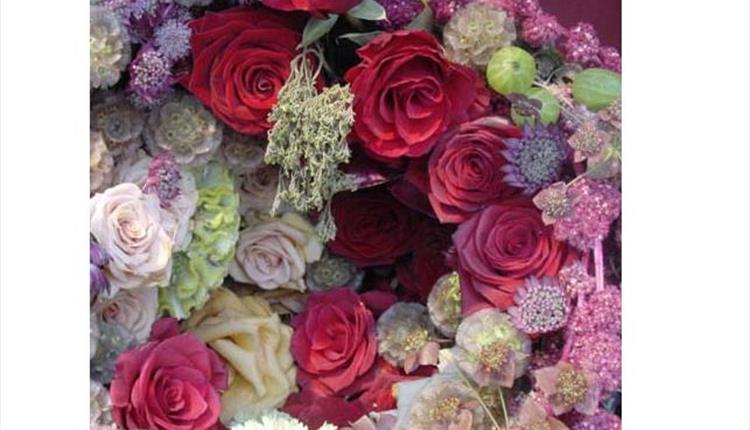 Christmas Special Flower Arranging Event with Craig Bullock (November)